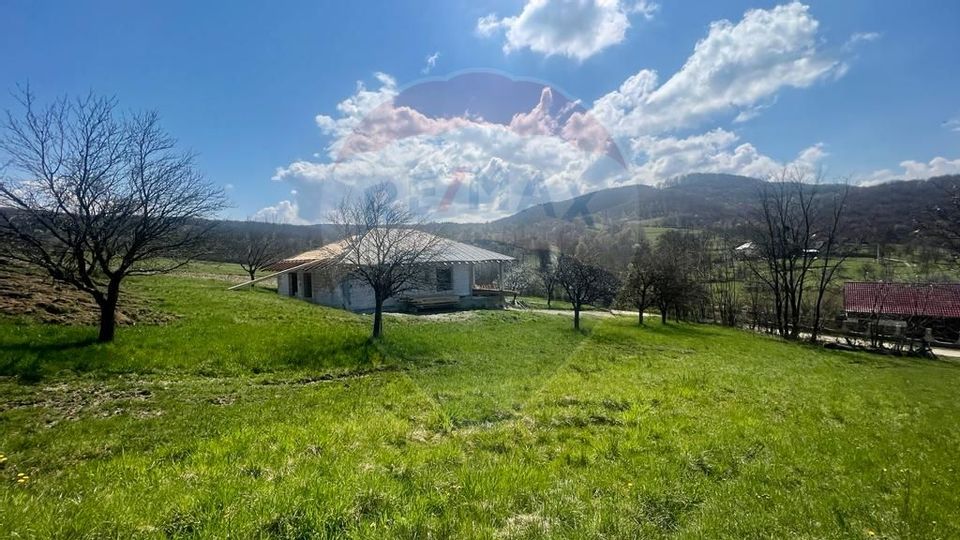 Land 4,000sqm Coas / Strada Valea grozii