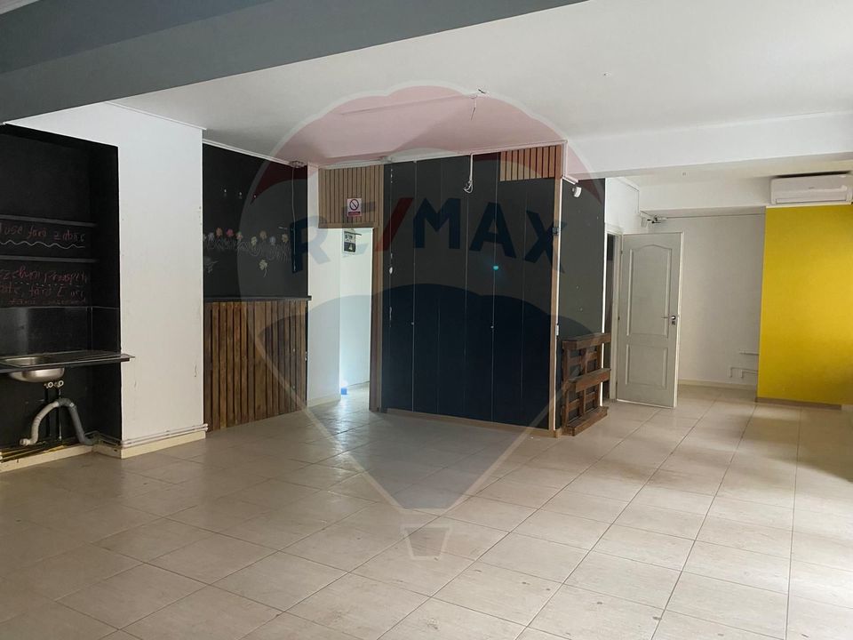Commercial space for sale – Militari Residence