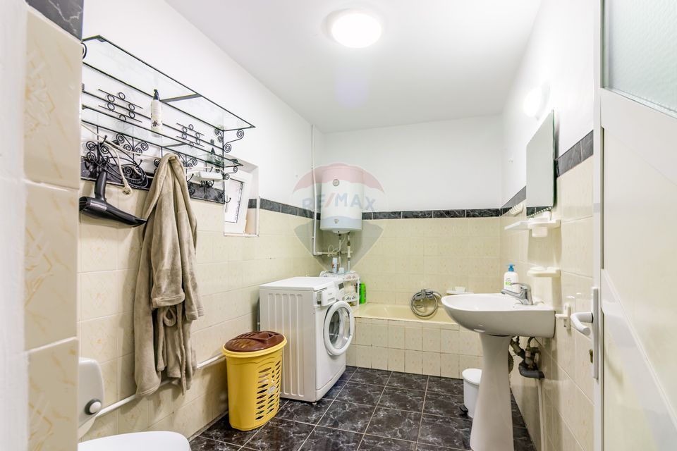 Casă / Vilă de vânzare Picior de Munte, Dambovita