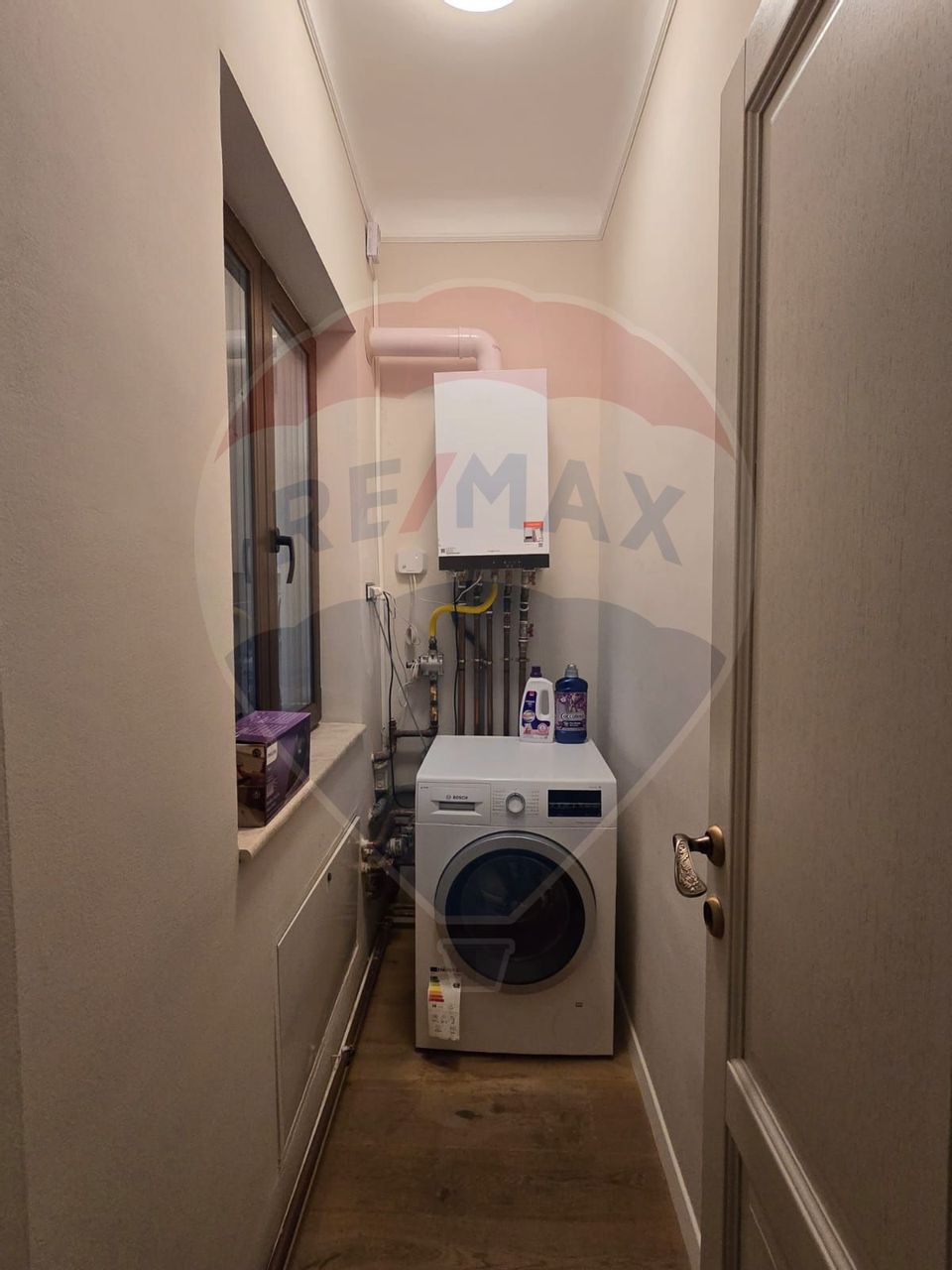 DE INCHIRIAT Apartament 5 camere în vila zona Kiseleff