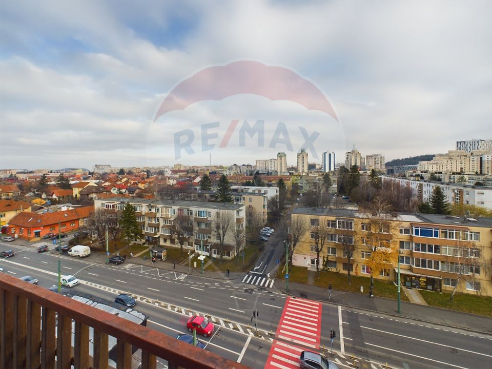 4 room Apartment for sale, Centrul Civic area