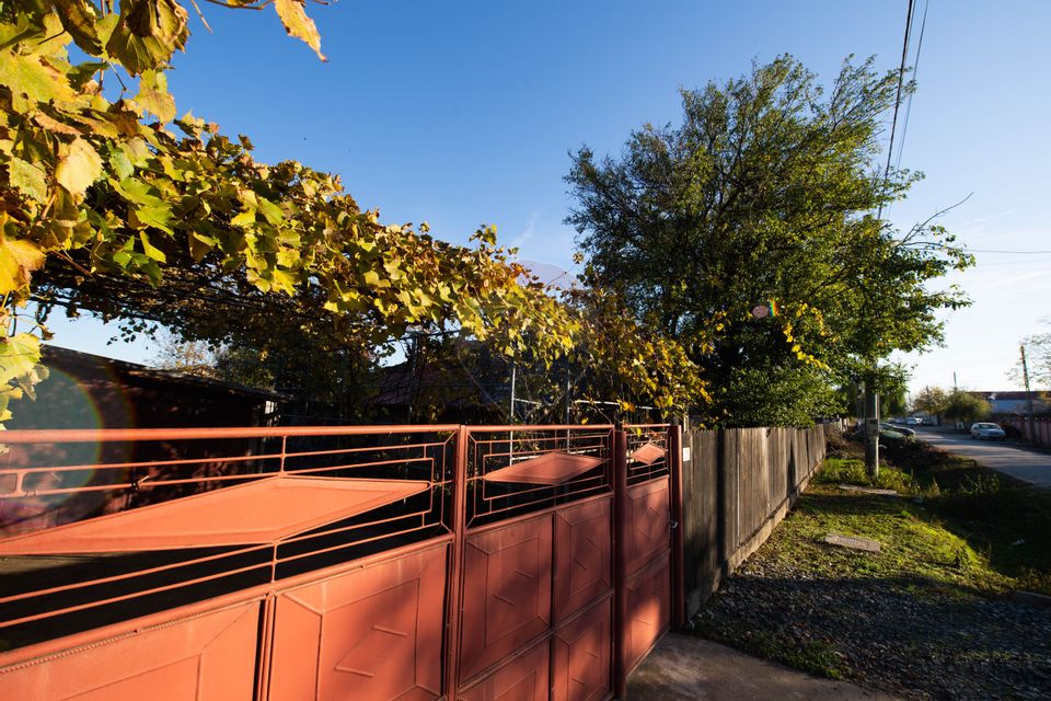 Casa cu 3 camere de vanzare in zona Central, Fundulea