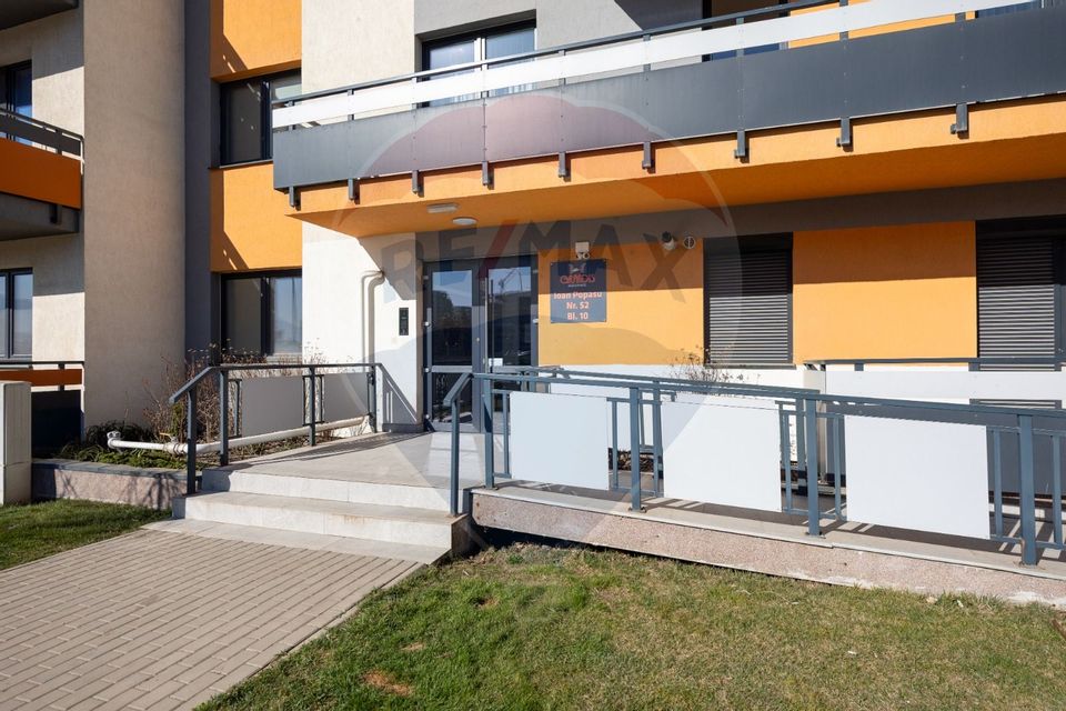 2 room Apartment for sale, Tractorul area