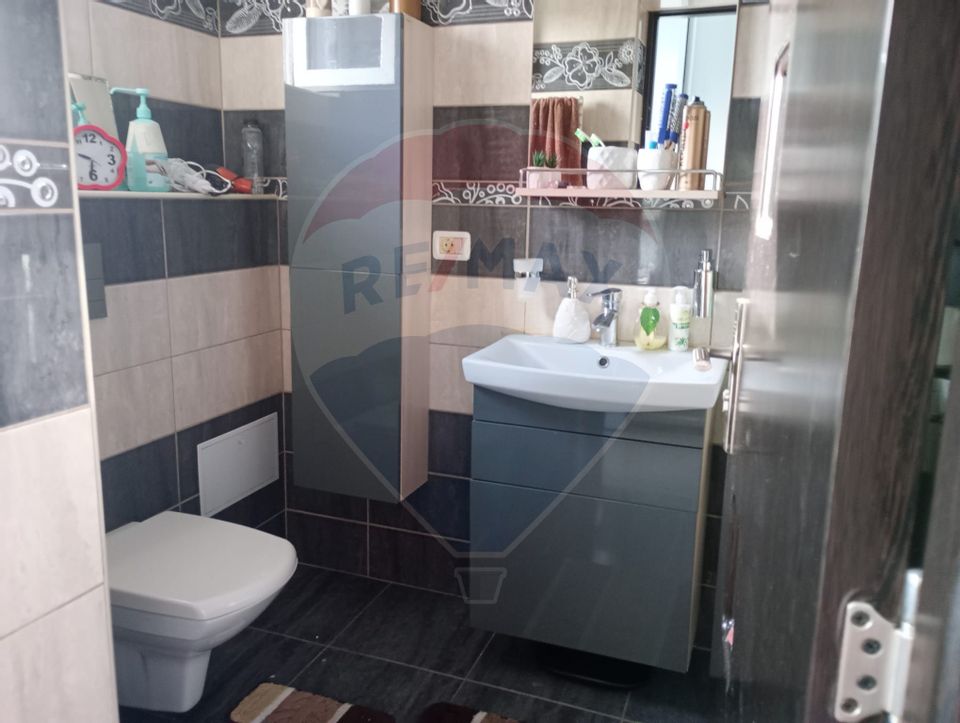 3 room Apartment for sale, Confectii area