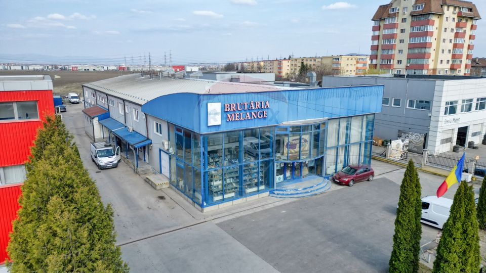 De inchiriat !!! Showroom, depozitare si birouri, Brasov