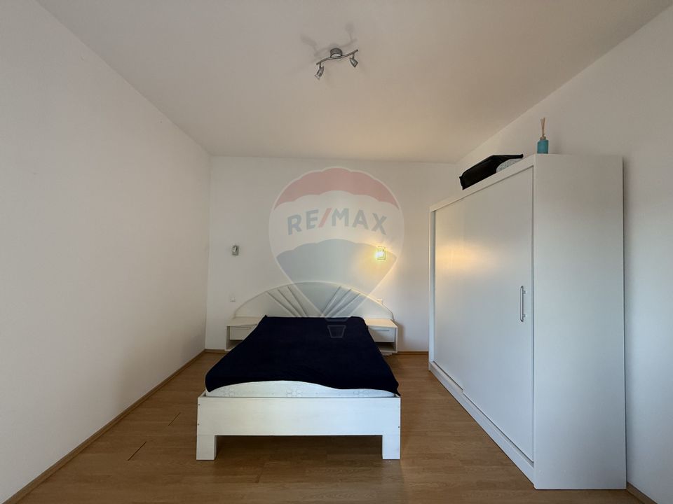 Apartament cu 2 camere de închiriat| zona străzii Ploiești| Parcare