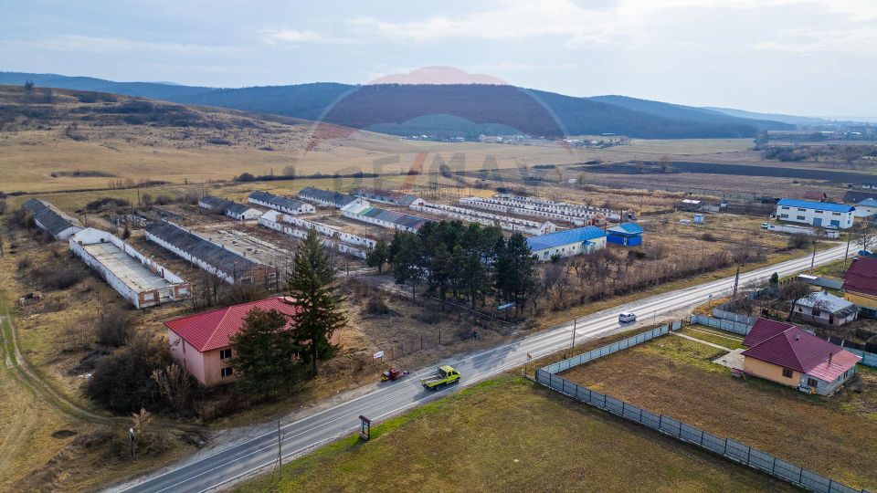 Spațiu industrial, comercial, depozitare,860mp,com Traian, jud Bacău,