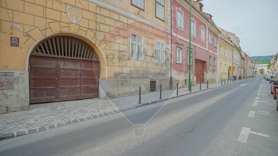 Apartament cu o cameră pe strada Poarta Schei, în inima Brașovului