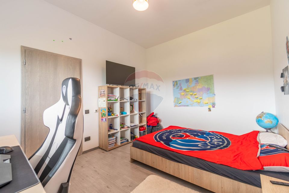 Detached House for Sale / 900 sqm Land, Popesti, Cluj