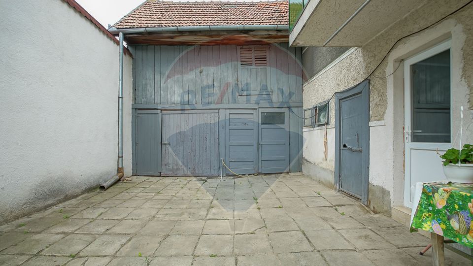 5 room House / Villa for sale