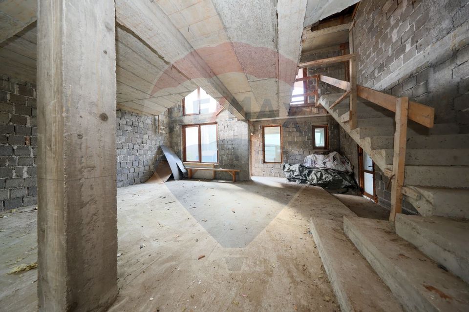 CASA LA ROSU | TOMIS 21 | 325MP | 346MP CURTE | 470 TEREN |ACCES AUTO