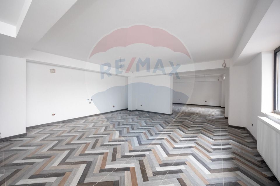 118sq.m Office Space for rent, 13 Decembrie area