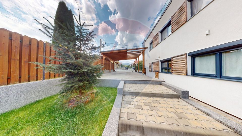 140sq.m Special Property for sale, Central area