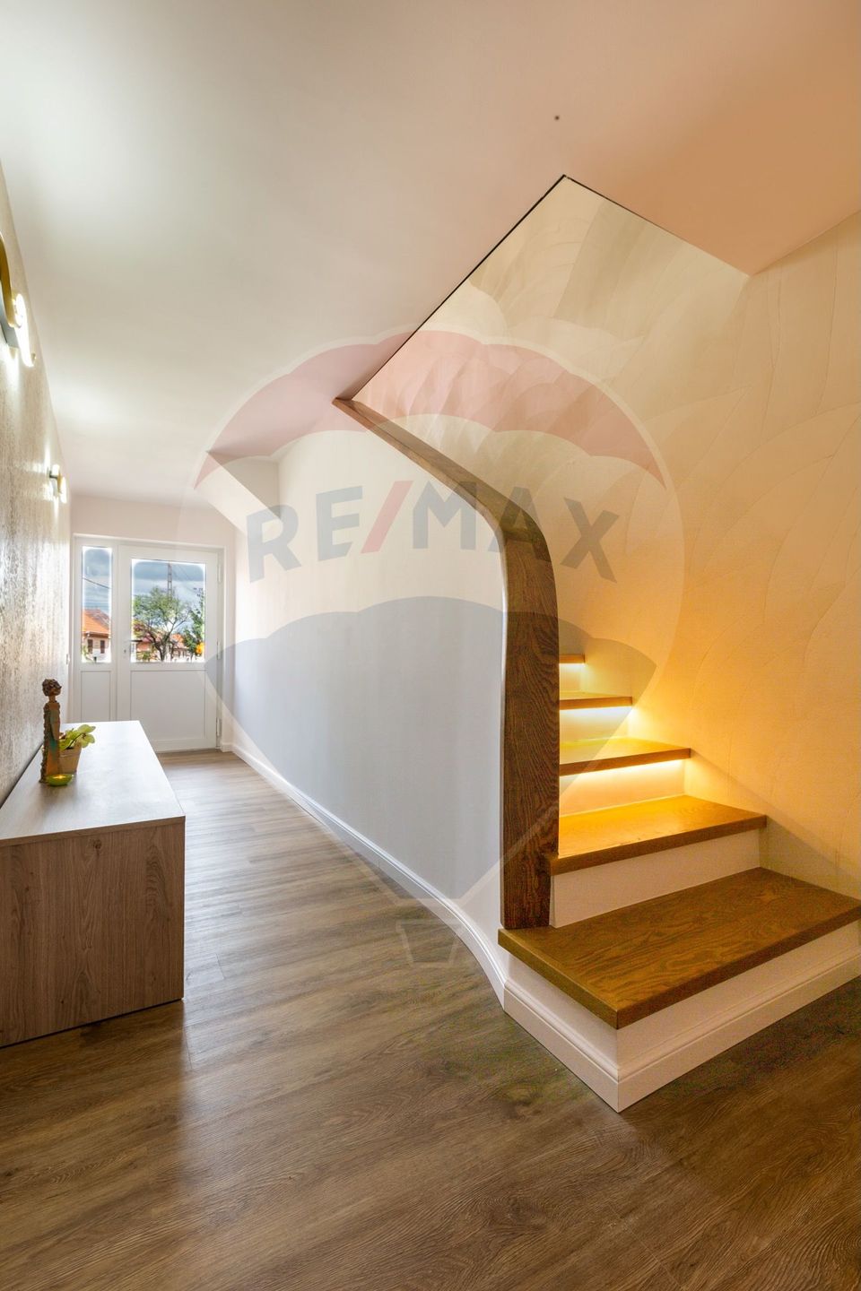 120sq.m Special Property for rent