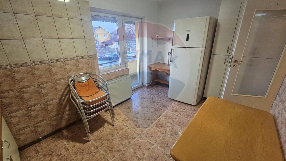 3 room Apartment for rent, Brestei area