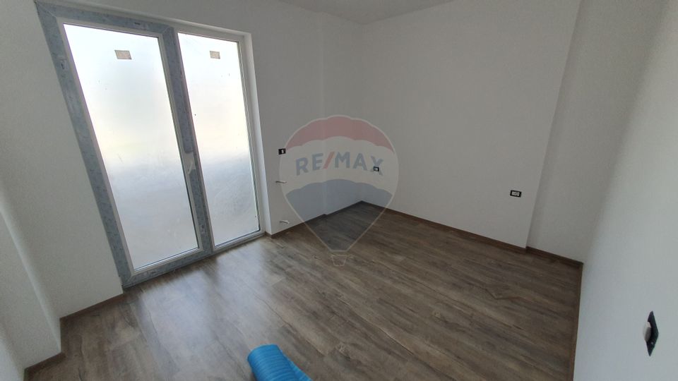 Apartament cu 3 camere SUD