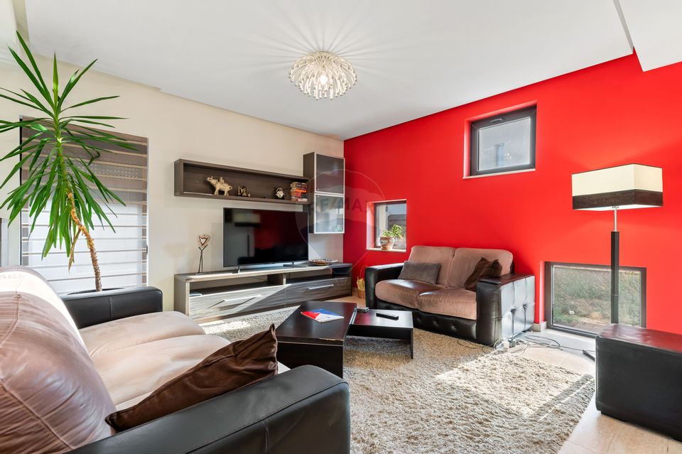 CASĂ / VILĂ PREMIUM DE VÂNZARE ÎN OTOPENI