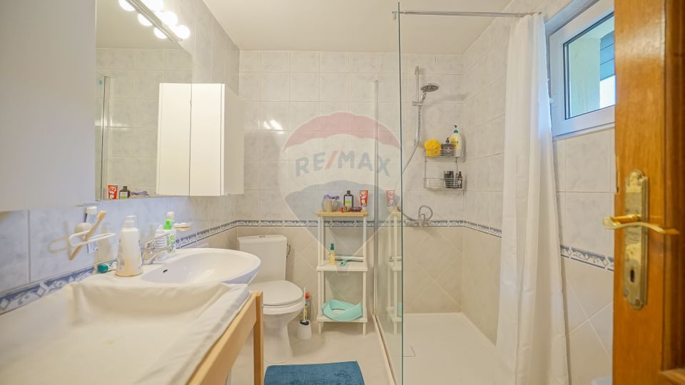 7 room House / Villa for sale, Brasovul Vechi area