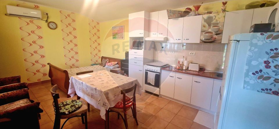 Land 2,000sqm Livada / None