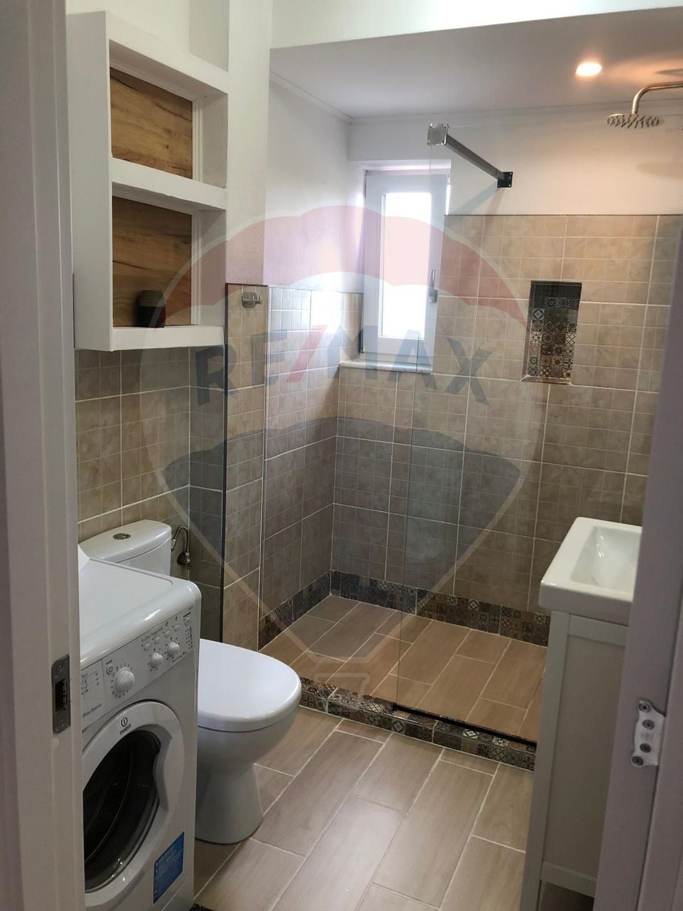 3 room Apartment for rent, Turnisor area