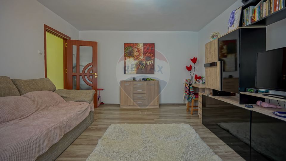 Detached two-room apartment at the entrance to Răcădău!