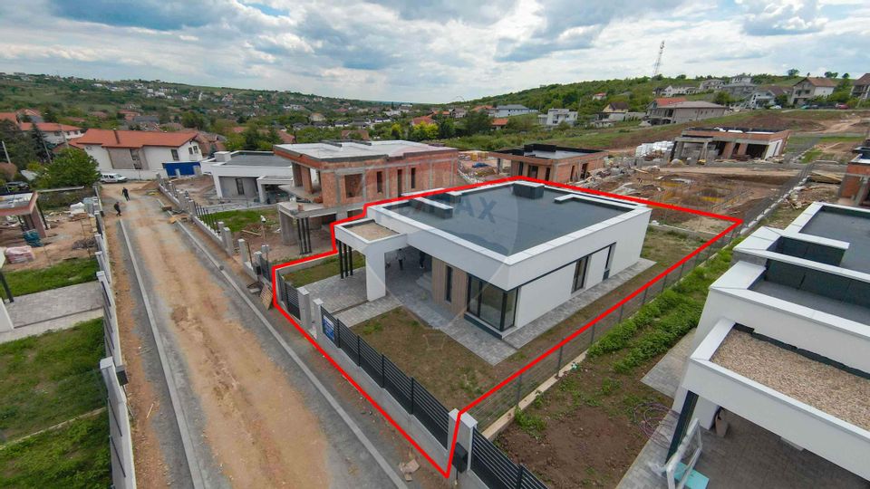 4 room House / Villa for sale, Dealuri Oradea area