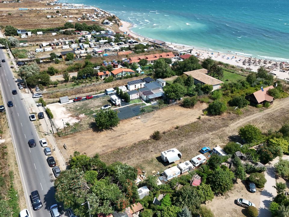 De vanzare teren intravilan 989 mp - Vama Veche