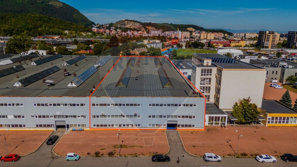 2 tronsoane hala |2 poduri rulante 10/18 T, Parcare, Productie\depozit