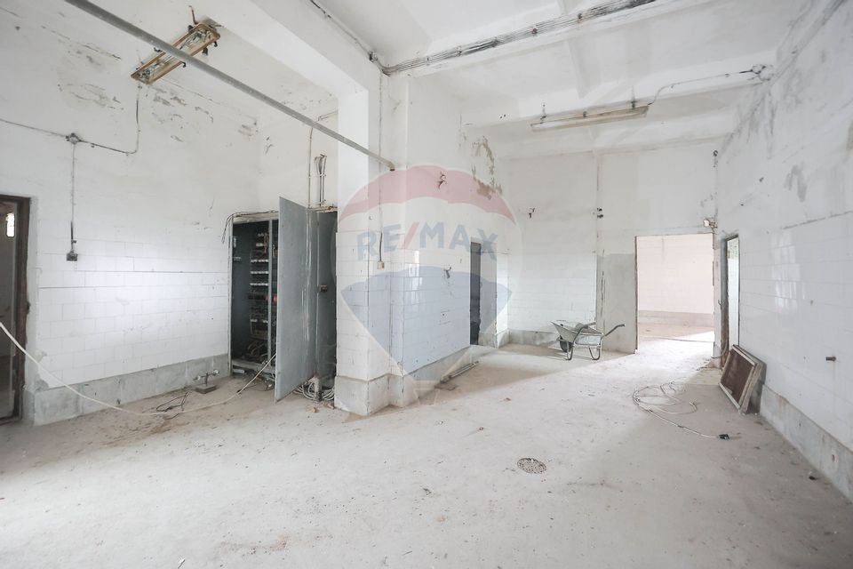 800sq.m Industrial Space for sale