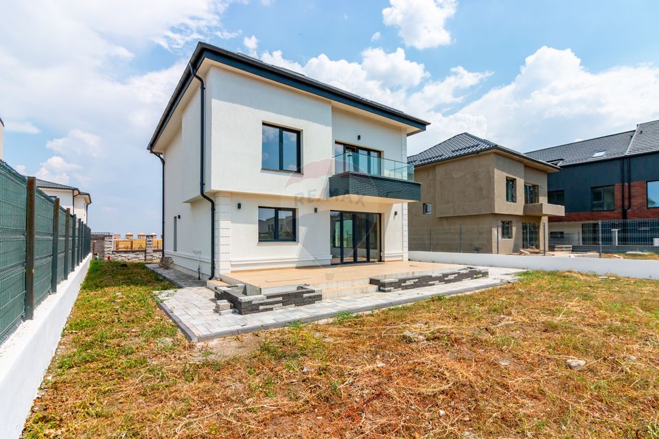 Villa 6 bedrooms | Generous Courtesy | Tunari - North