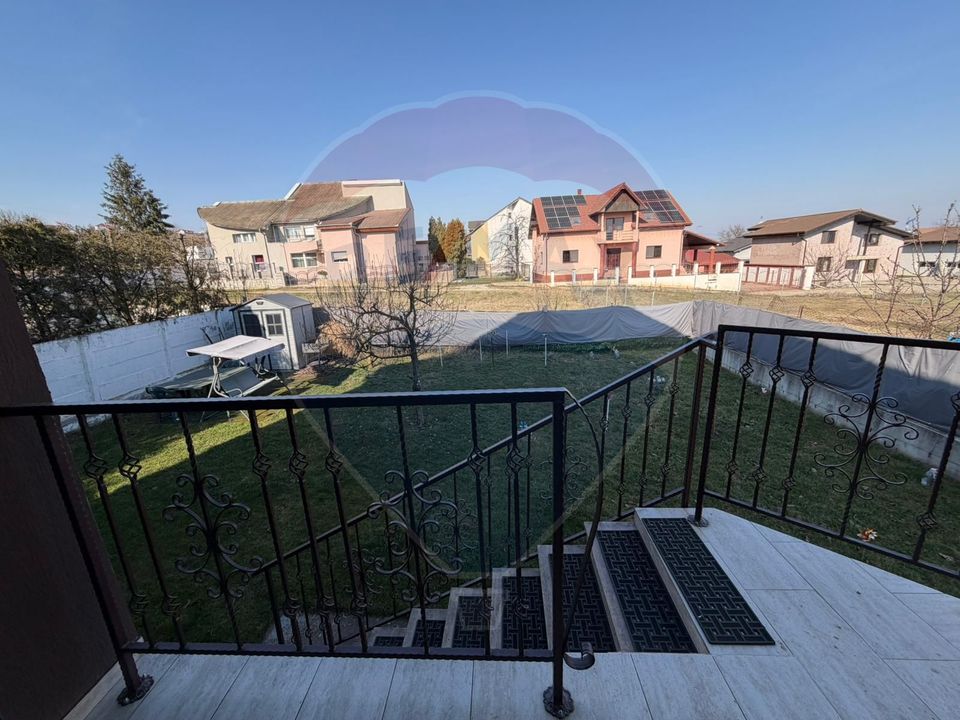 5 room House / Villa for sale, Cetate area