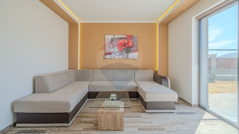 Comision 0 | Casă de închiriat Pet friendly 120 mp utili, teren 350 mp