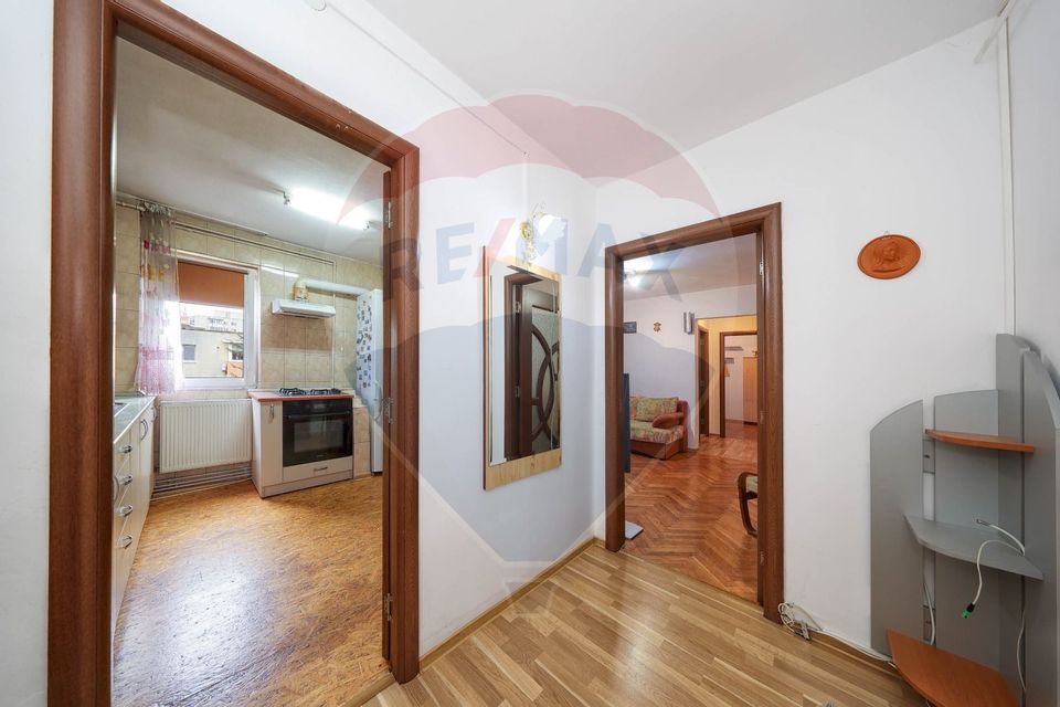 Apartament cu 2 camere de vânzare - Brașov, Str. Zizinului