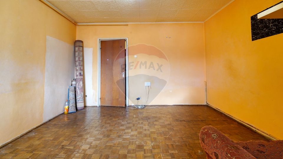 REZERVAT! Garsionera cu priveliste, de vânzare, Strada Soarelui