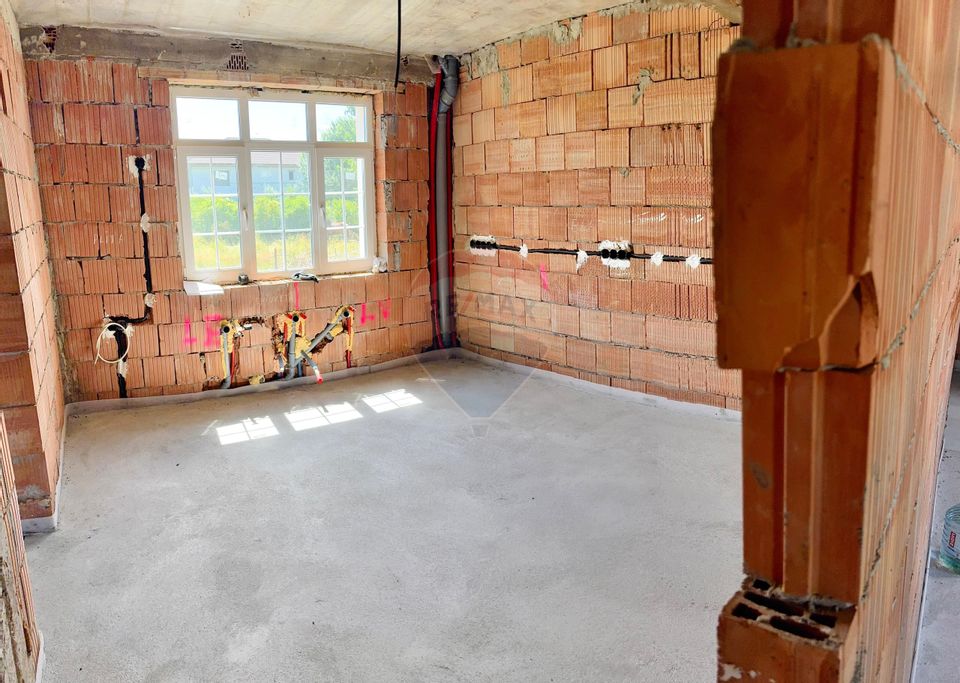 5 room House / Villa for sale, Central area