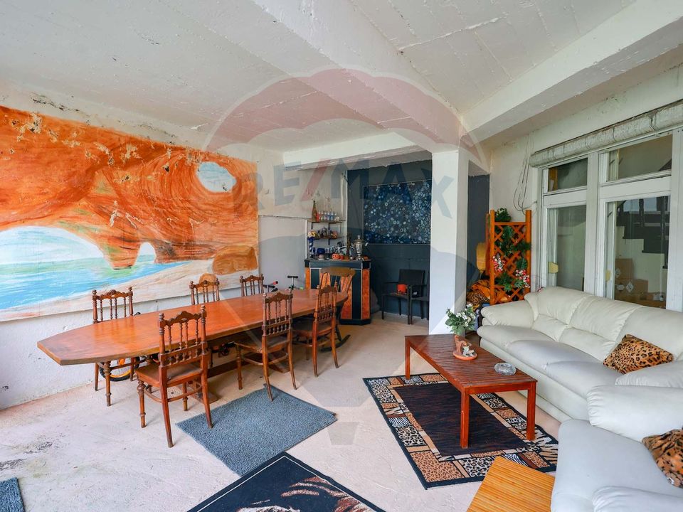 10 room House / Villa for sale, Central area