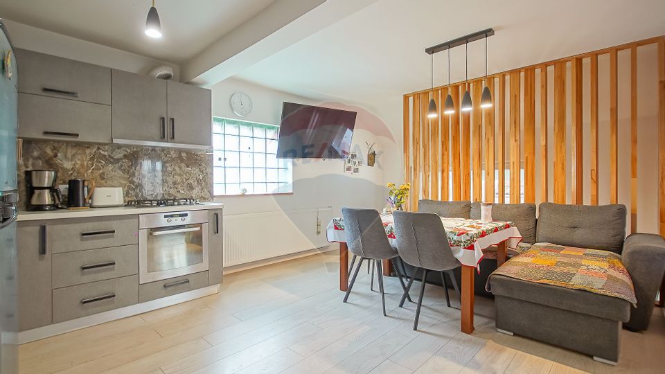 COMISION 0% | 2 CASE + 1119 MP TEREN | PRIMAVERII | PRIVELISTE SUPERBA