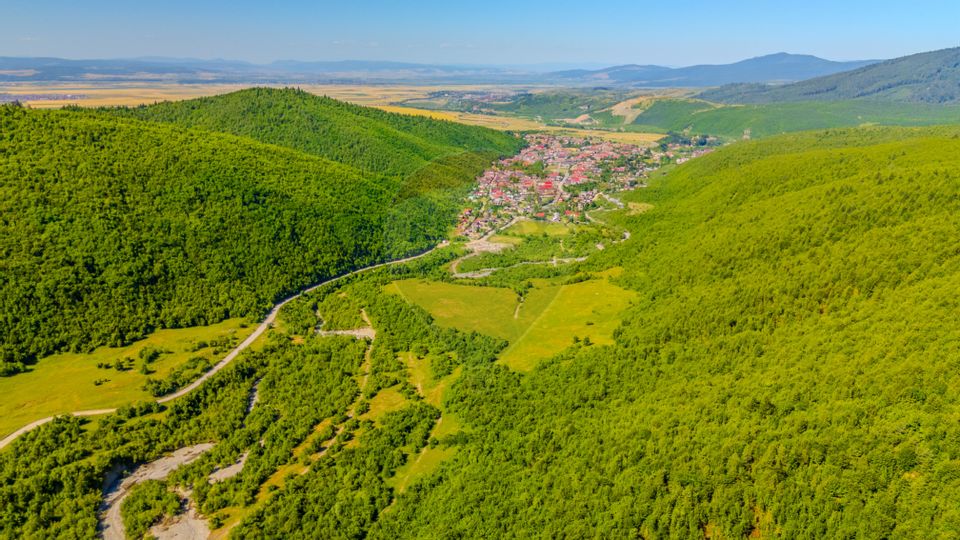 Teren 128.000 mp-Săcele-zona Garcini/ Intravilan