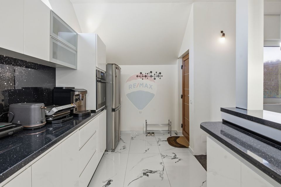 Spațiu comercial tip vilă cu terasă – Frumoasa, Iasi