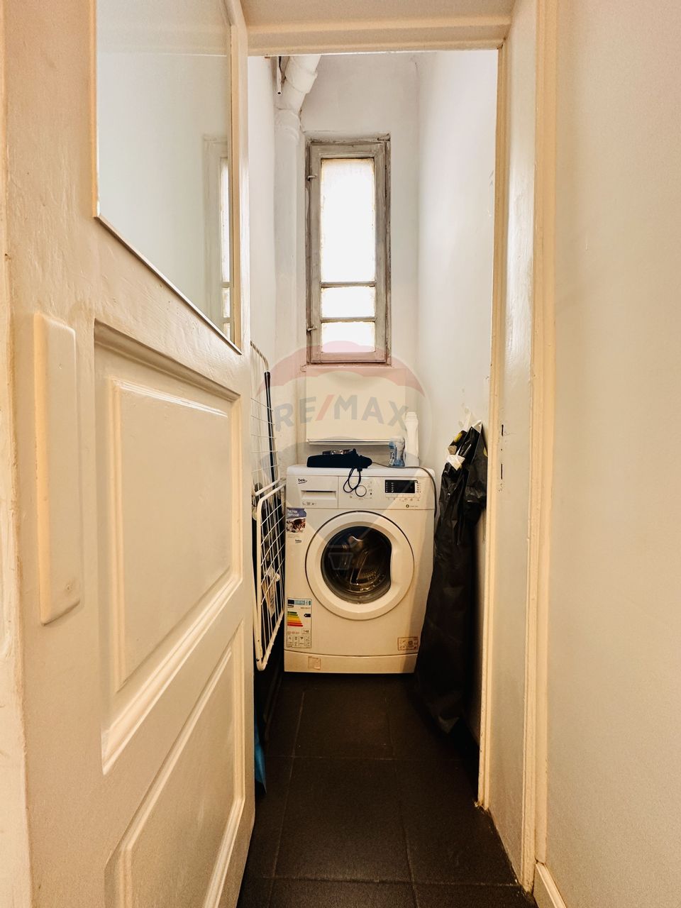 Apartament cu 2 camere în vilă | parcul Carol | 67! mp | parcare