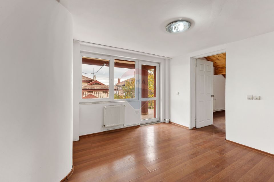 DE VANZARE  Vilă cu 14 camere PIPERA/VOLUNTARI/ROND OMV