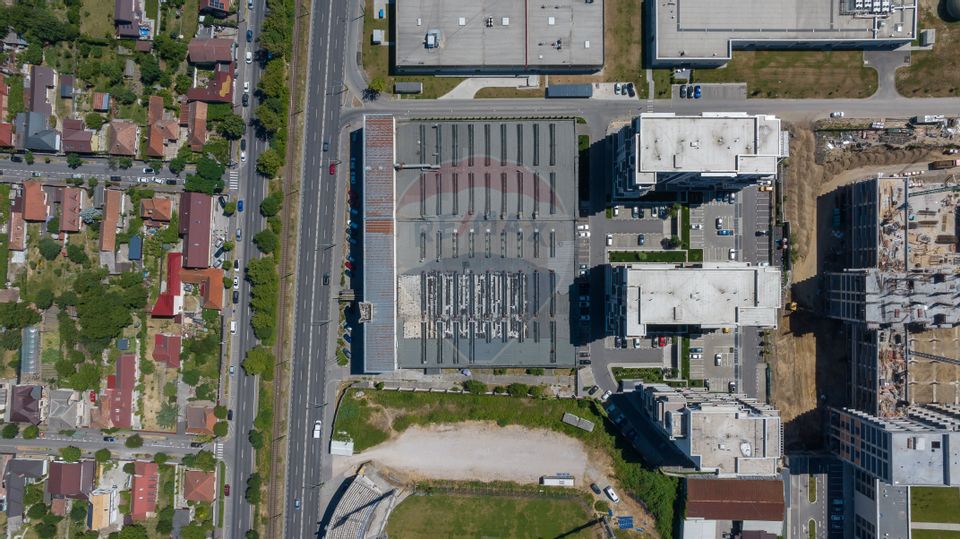 Spațiu comercial de 2,491mp de vânzare în zona Bartolomeu