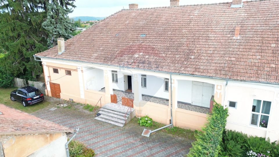 Casa istorica in zona centrala Ludus- Mures