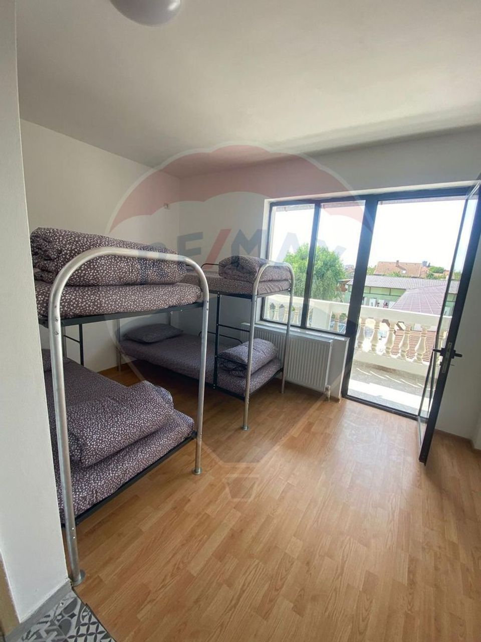 Pensiune 20 camere de vânzare  zona Gradiste - Preluare chiriaş