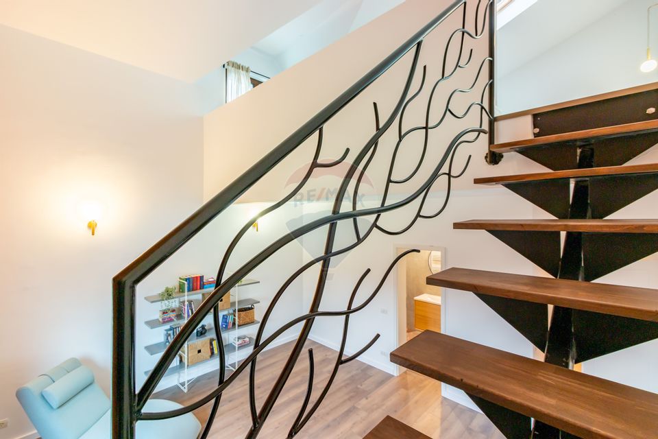 Casă / Vilă de vanzare in Snagov, langa padure, lac la 800 m, centru