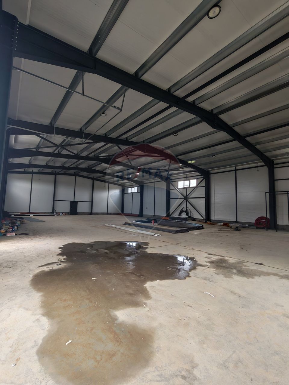 Hală 600 mp, ideală pentru logistică și distribuție zona Aeroportului
