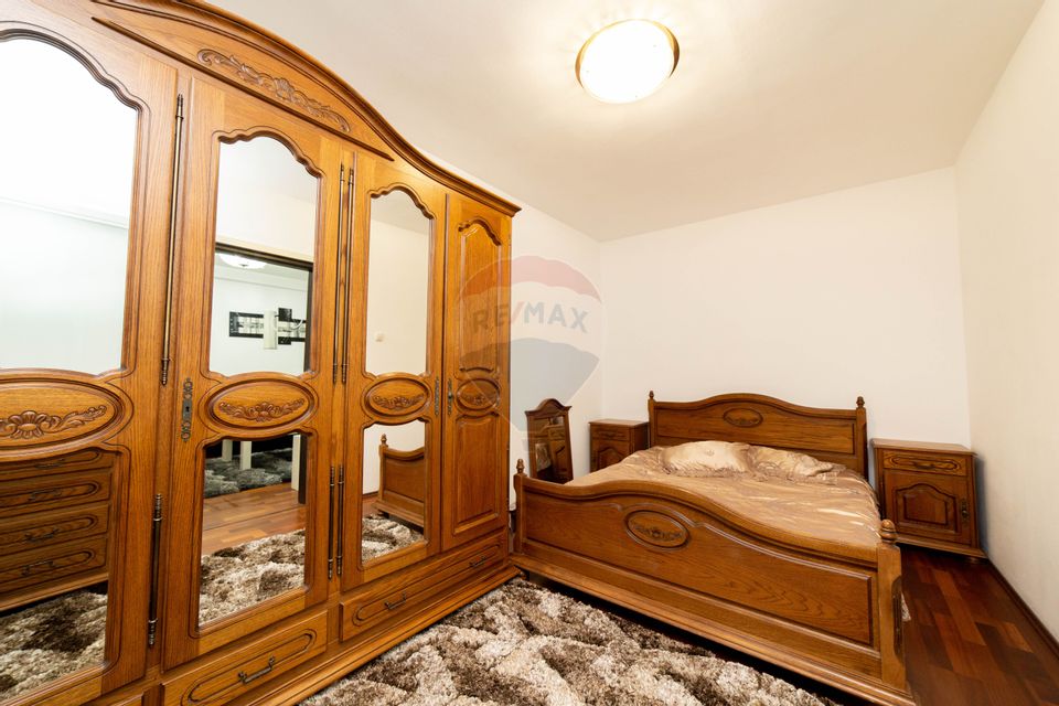 Apartament Ultracentral, 3 camere, Piata Mica, etaj 2