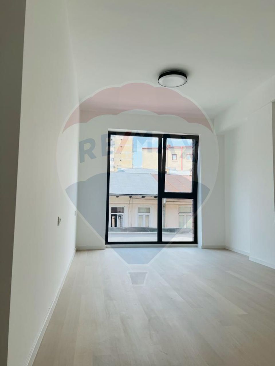 3 room Apartment for sale, Polona area