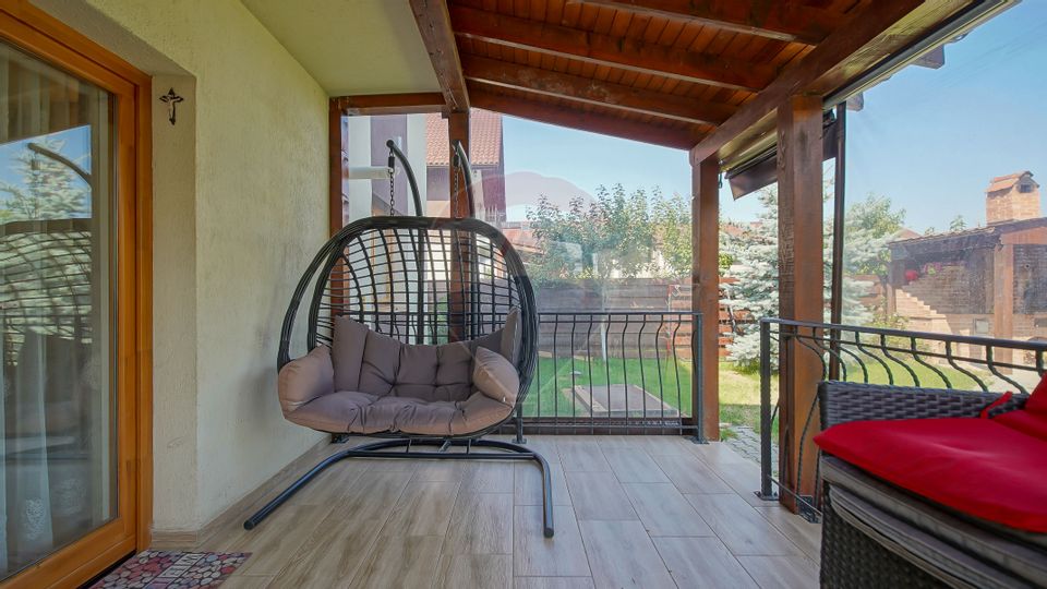 5 room House / Villa for sale