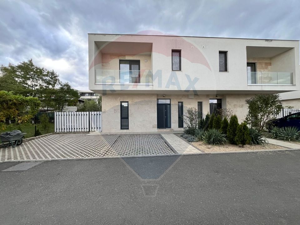 Inchiriere  Vilă în zona Otopeni